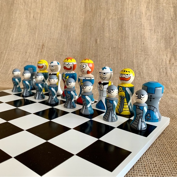 HOUSE OF MARBLES Children’s Chess Set Hand-Painted Woden Recommended 5+ - Picture 3 of 14